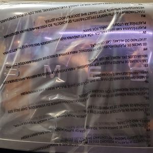 Smeg 4 slice toaster oven- NEW NEVER OPENED